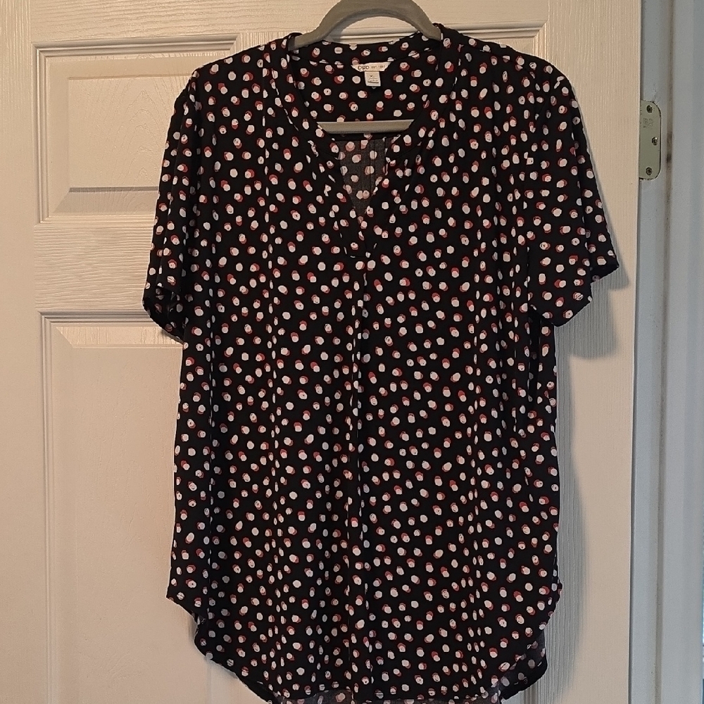 Cato Black Short-Sleeve Blouse with Pink and White Polka Dots